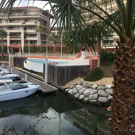 3 Bedroom Penthouse Near Cannes Appartamento
