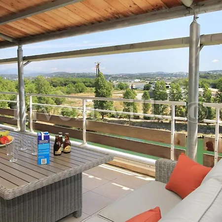 Appartamento 3 Bedroom Penthouse Near Cannes Mandelieu