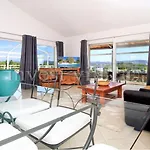 3 Bedroom Penthouse Near Cannes Appartamento *